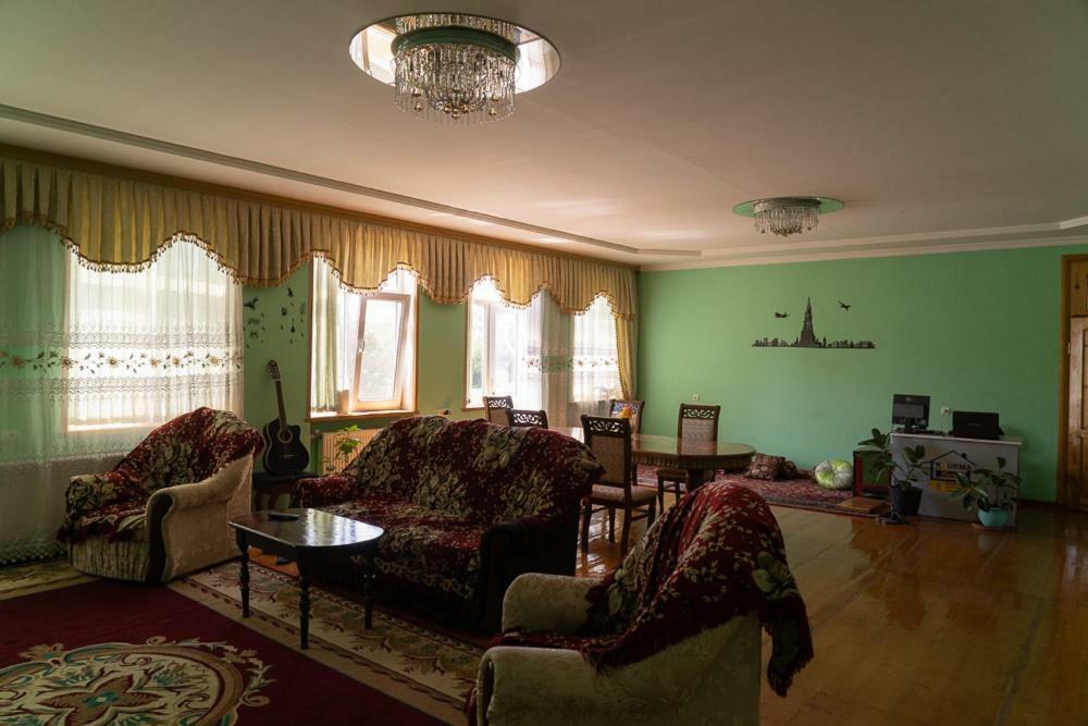 Khurma Hostel Gence Dış mekan fotoğraf